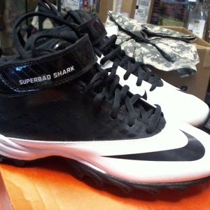 (SOLD) Superbad Shark Youth Football Cleats US 5.5